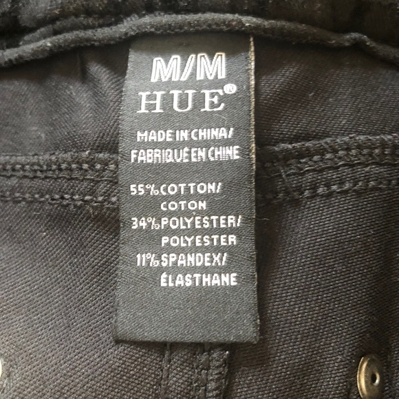 HUE M leggings with pockets w/raised velvet print - Picture 7 of 7